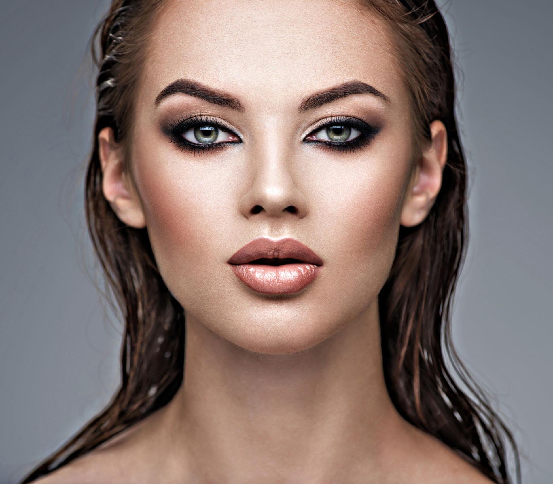 Why are almond eyes most attractive? - Dr. MFO