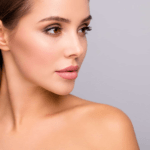 Chirurgie de féminisation du visage : comparaison de différentes techniques et résultats