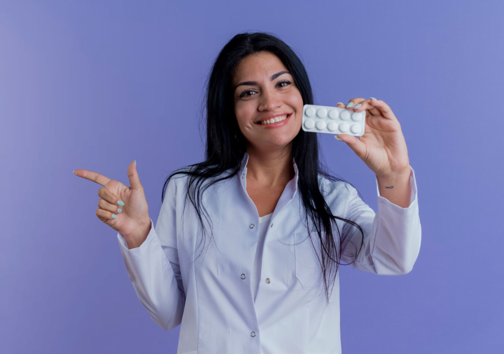 كيف يؤثر العلاج الهرموني على نتائج ونتائج جراحة تأنيث الوجه MTF؟ 2