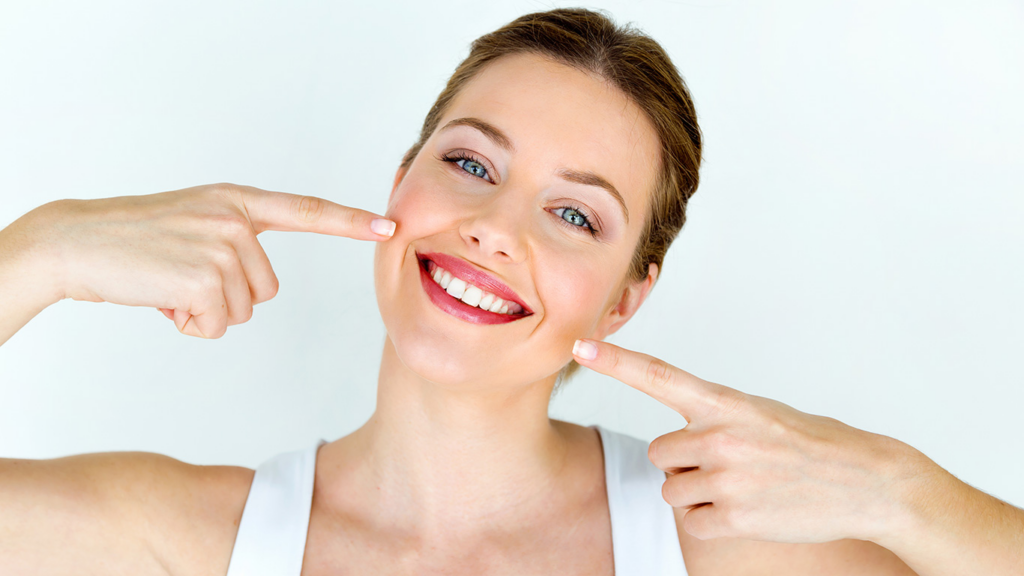 Un toque delicado: refinamiento de las puntas en la feminización facial